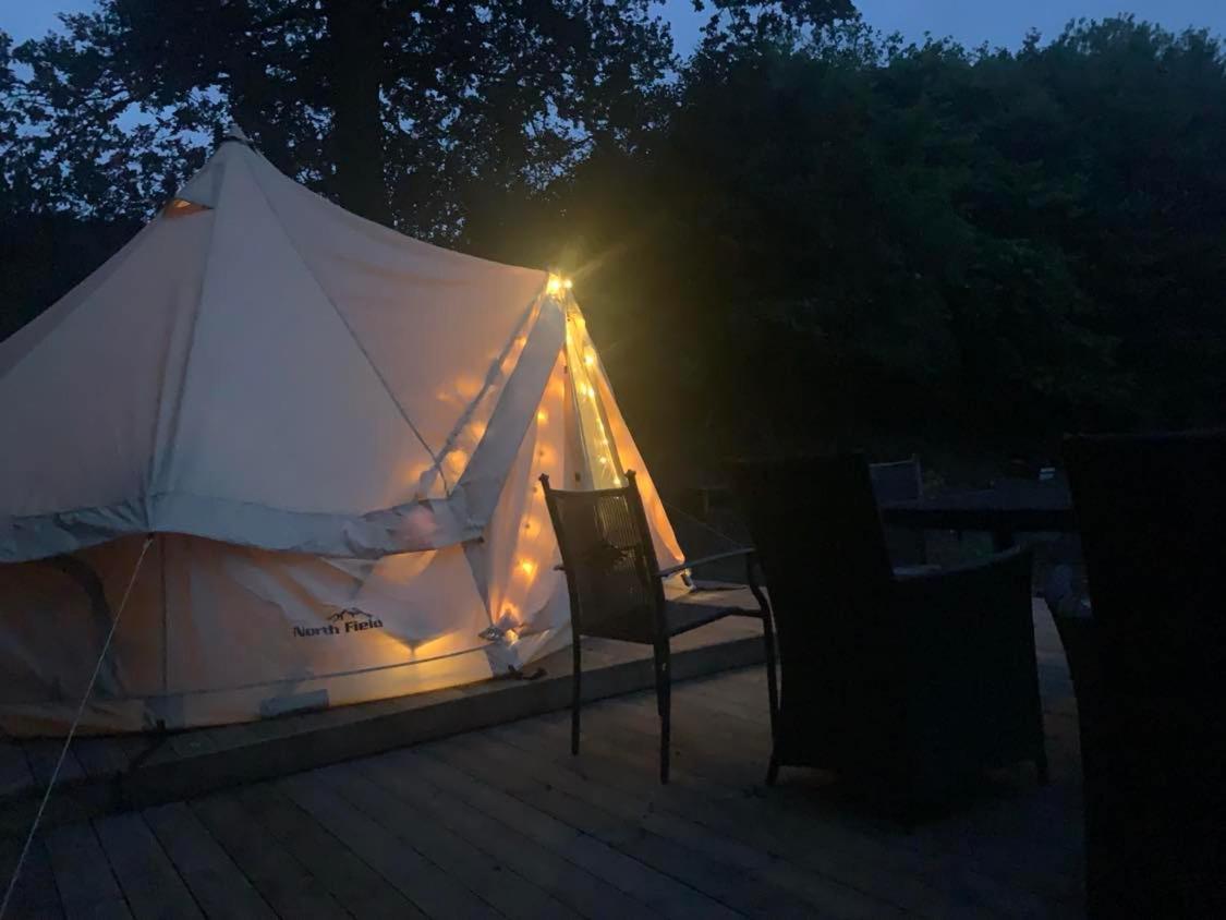 Glamping Mi Casa Tu Casadk Hotel Vissenbjerg Eksteriør billede